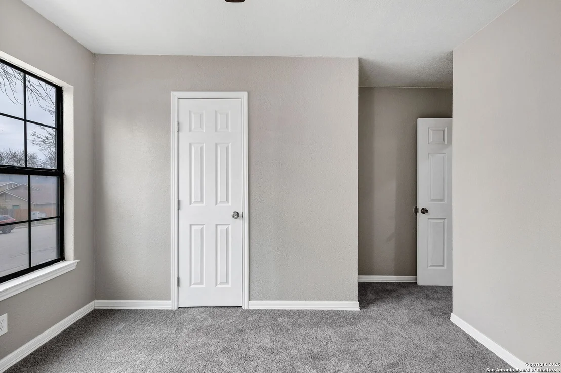 Photo of 13143 Feather Ridge