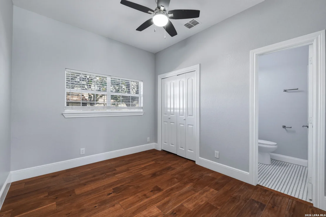 Photo of 825 Eventide
