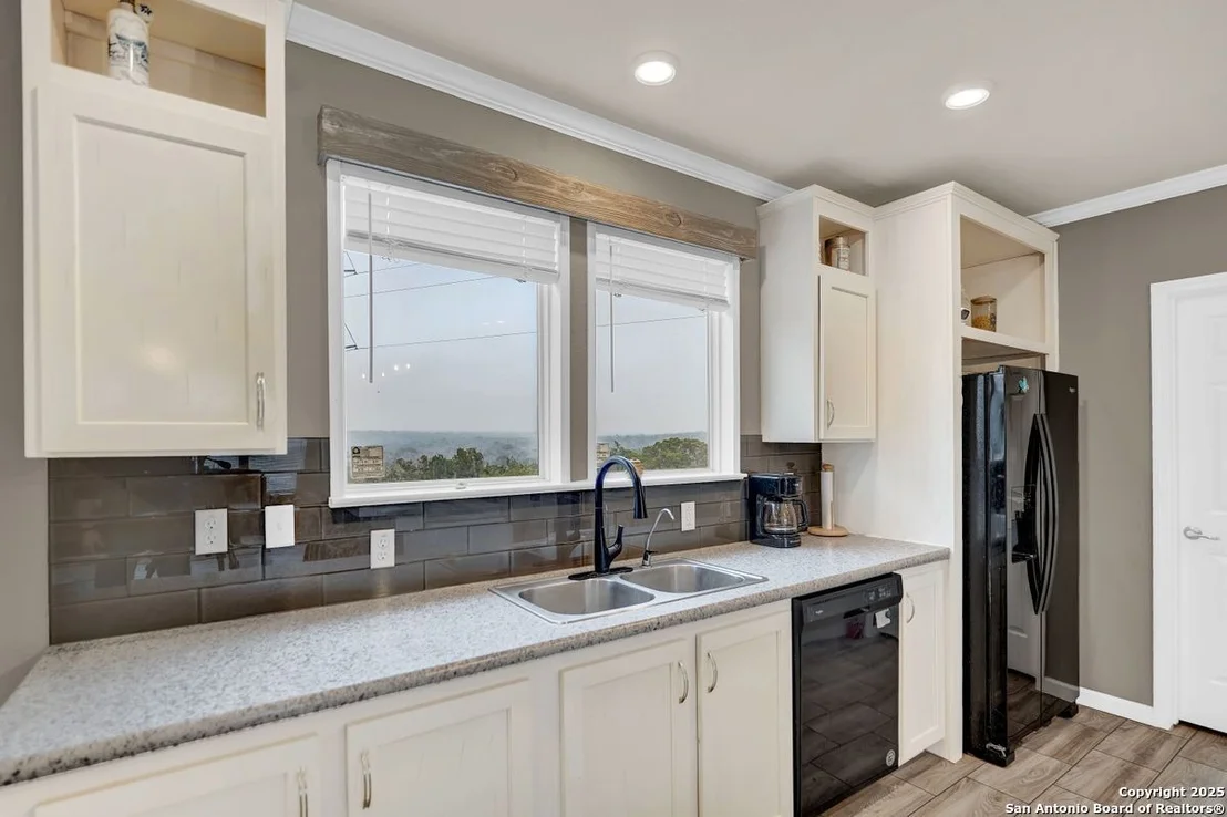 Photo of 1685 BROAD OAK DR