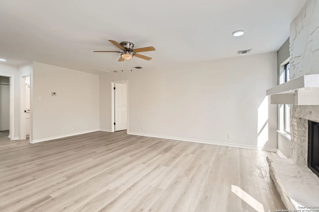 Photo of 7218 Misty Ridge