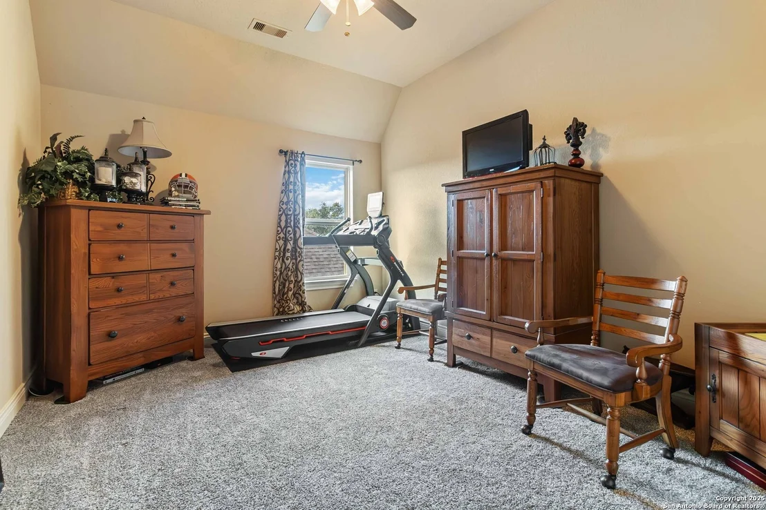 Photo of 8905 Soaring Oak