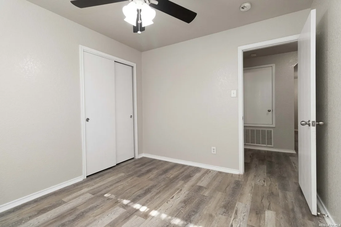 Photo of 11614 Oak Maple