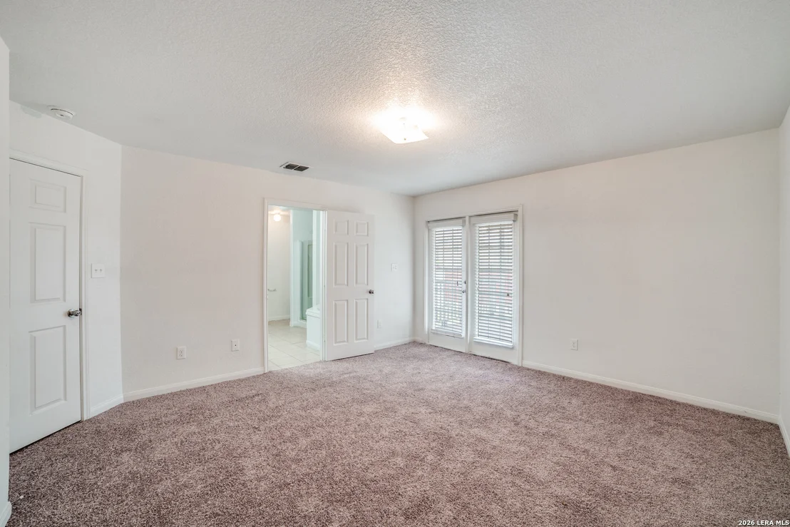 Photo of 6626 Luckey Tree