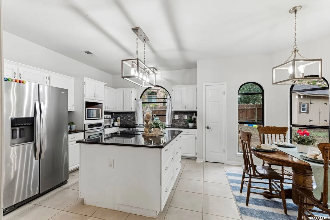 Photo of 14318 Rush Wood