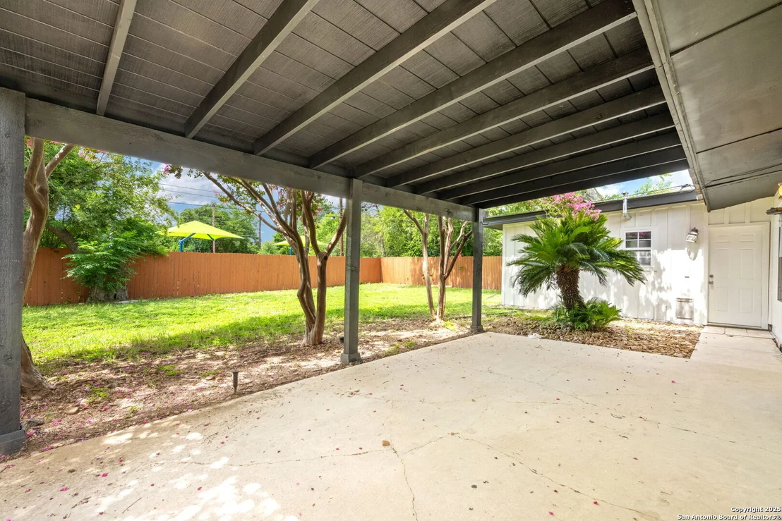 Photo of 2810 Bent Bow Dr