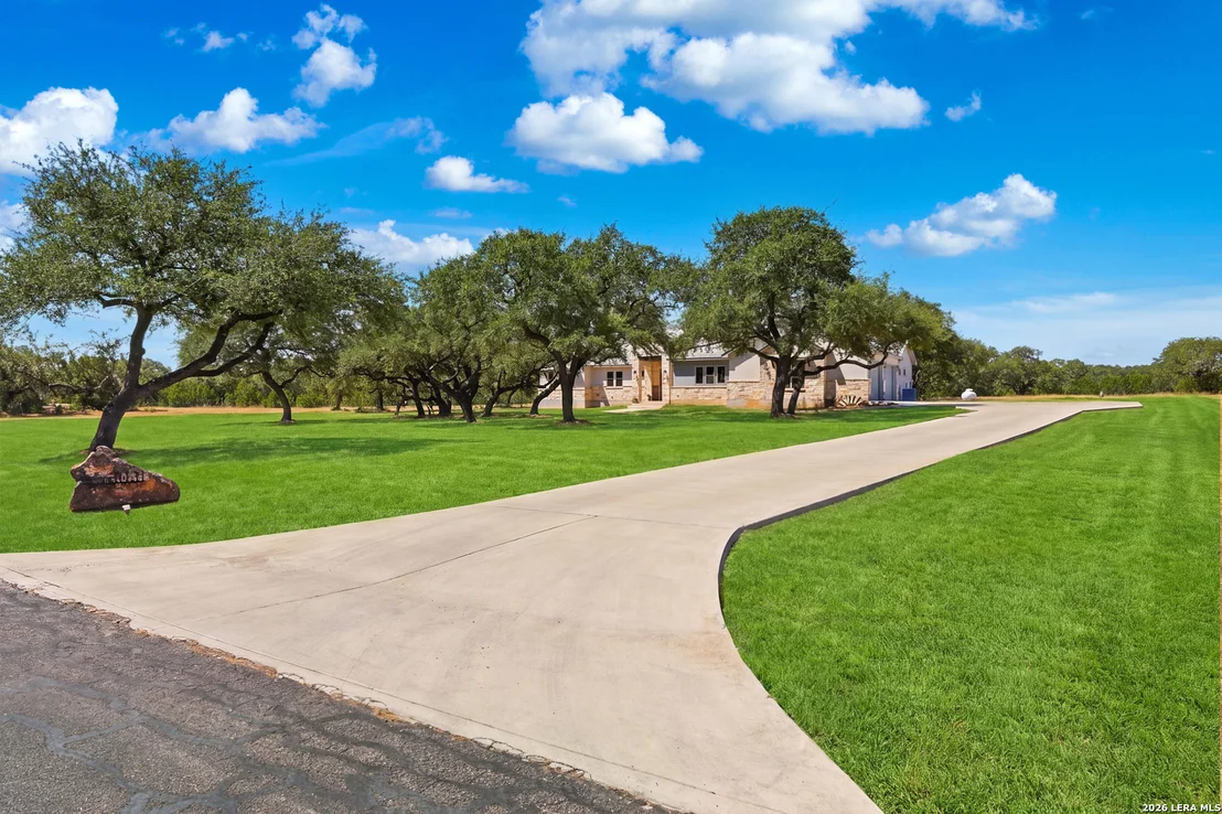 Photo of 31131 WINDMILL LN