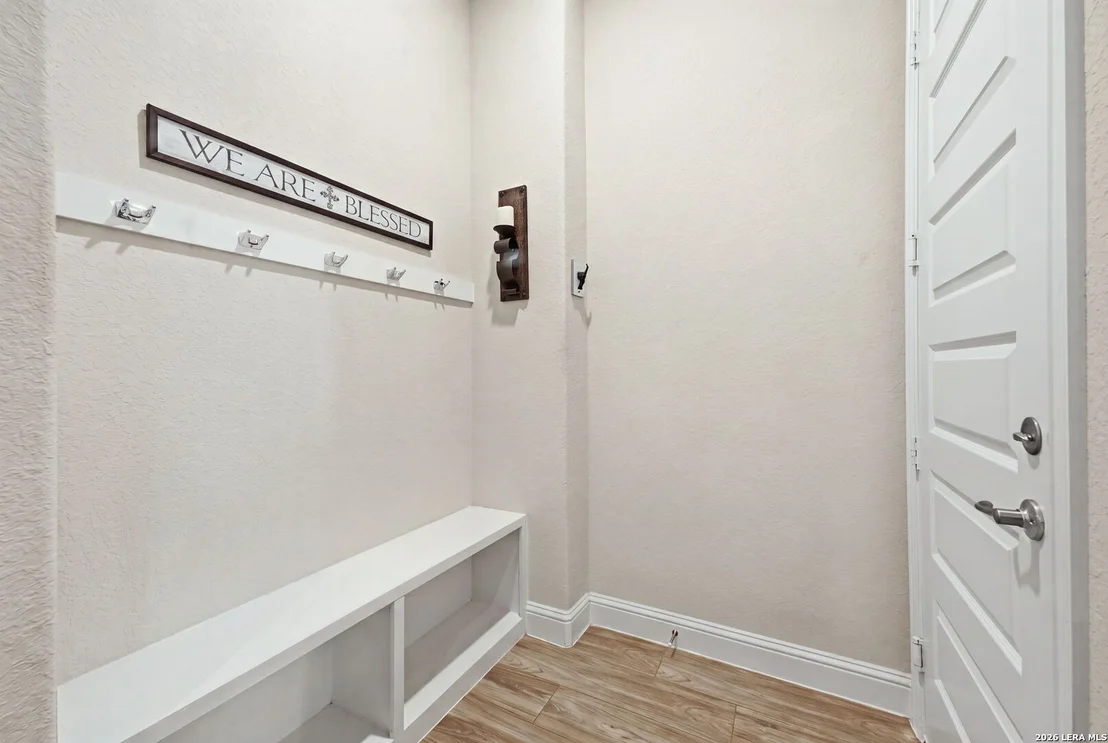 Photo of 530 POND BLF