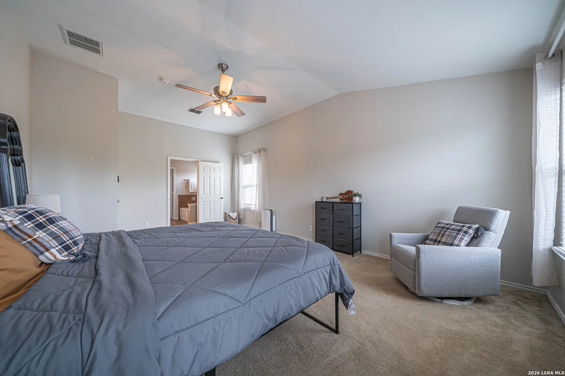 Photo of 206 OLYMPIC DR