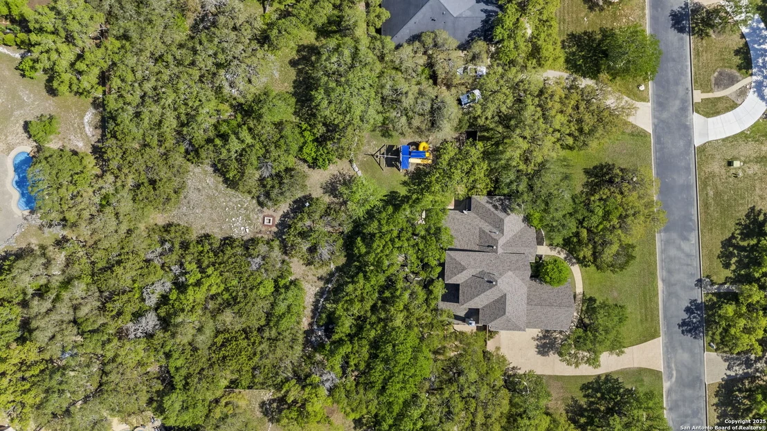 Photo of 915 Foxton