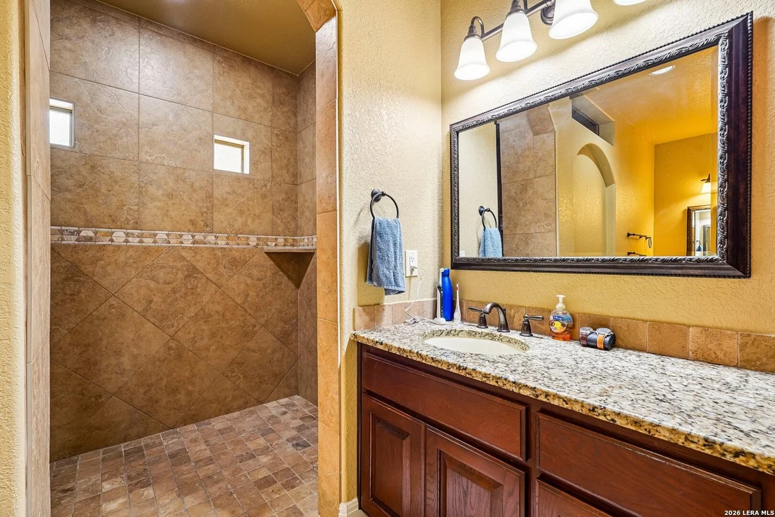 Photo of 129 HIDDEN FOREST DR