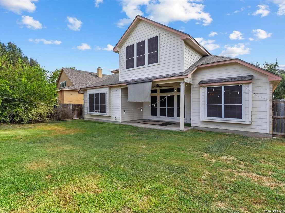 Photo of 121 NORMAN CV