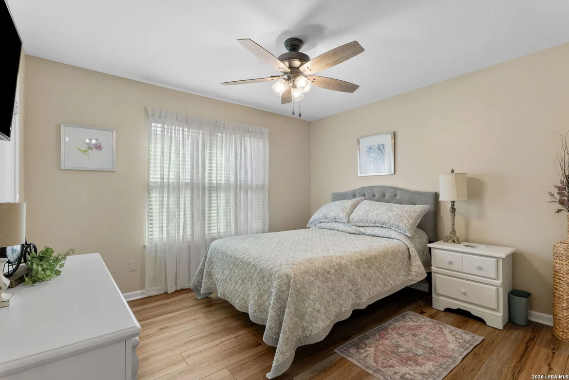 Photo of 2501 Newning