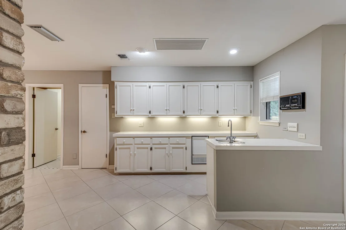 Photo of 111 IRONGATE RD