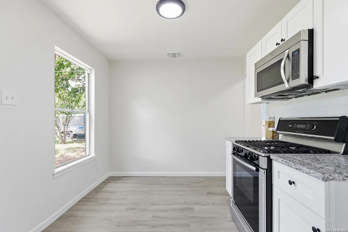 Photo of 123 CHADWICK DR