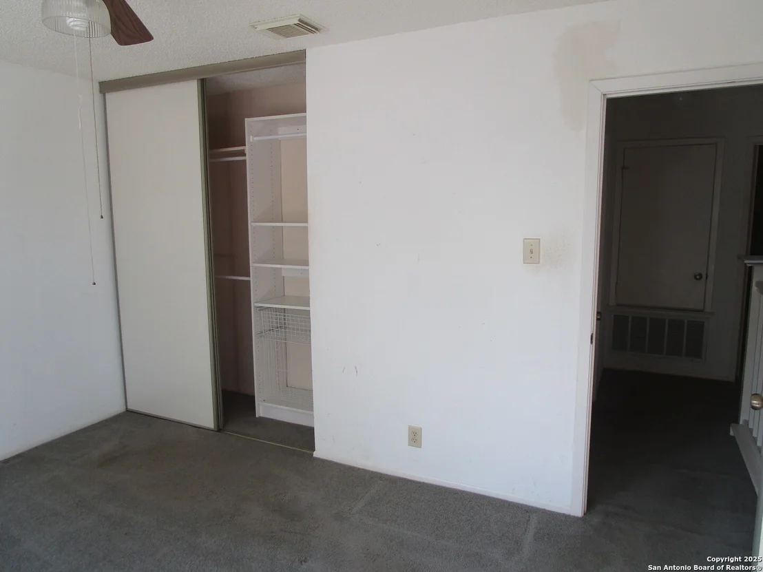 Photo of 7555 Branston