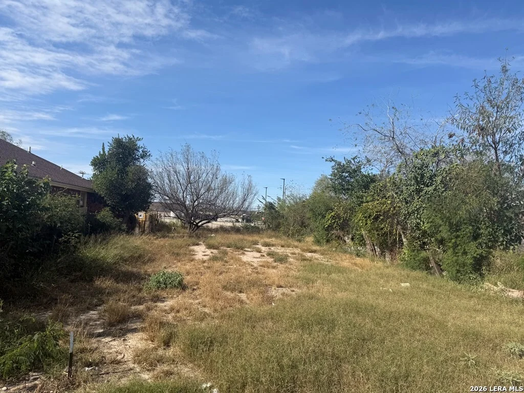 Photo of 899 Madison Street