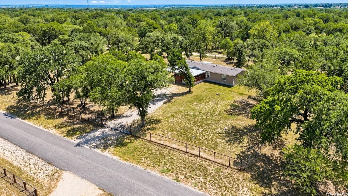 Photo of 213 Oak View Dr