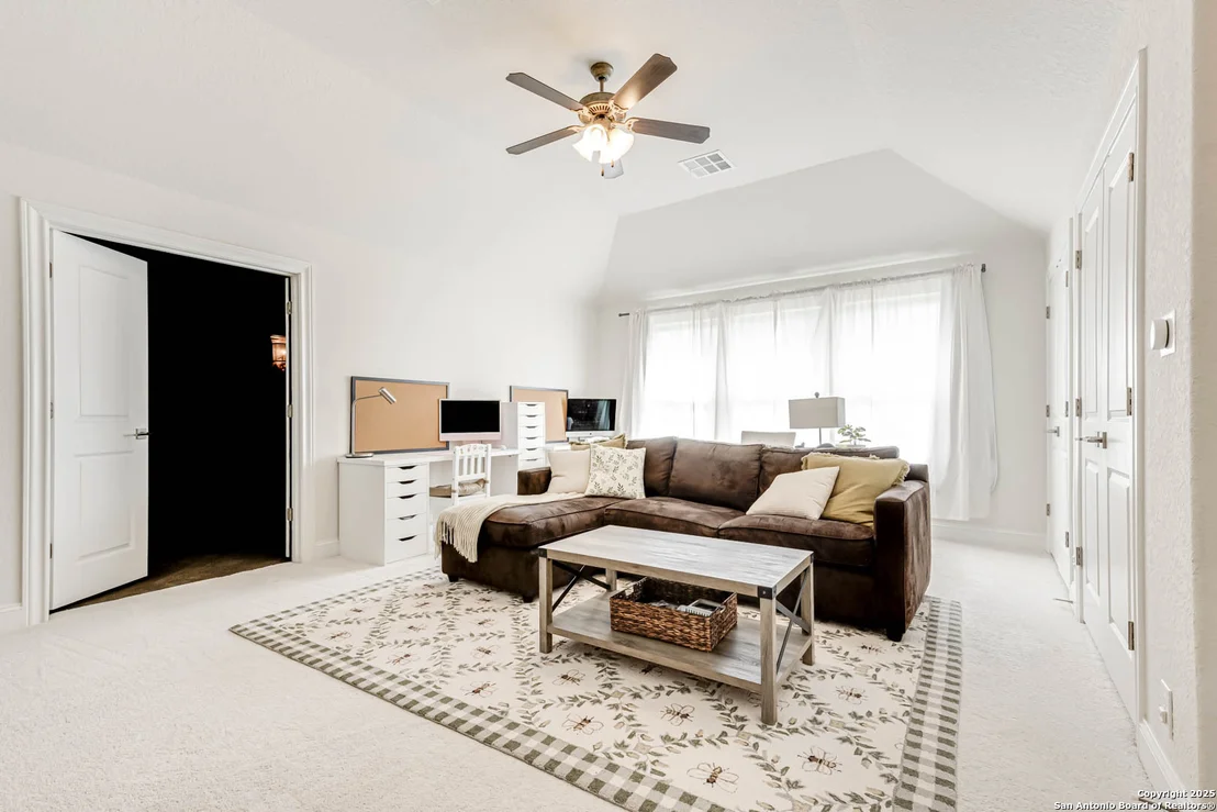 Photo of 8027 Vanity Hill