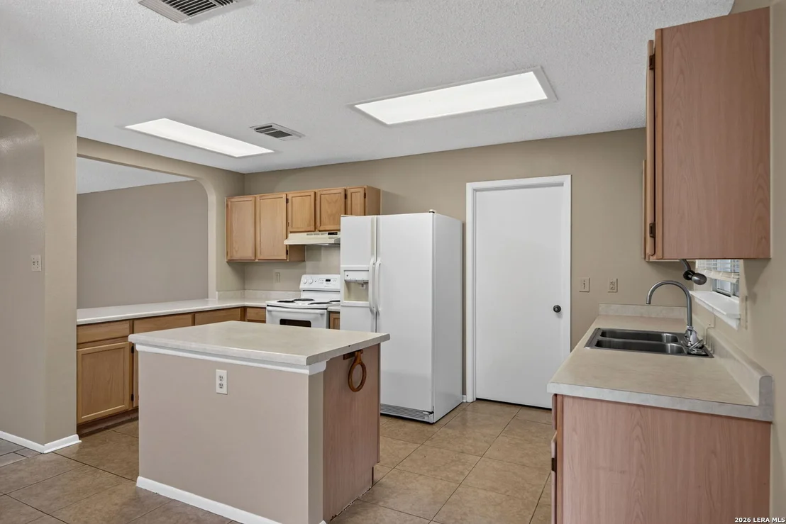 Photo of 916 ABERCORN