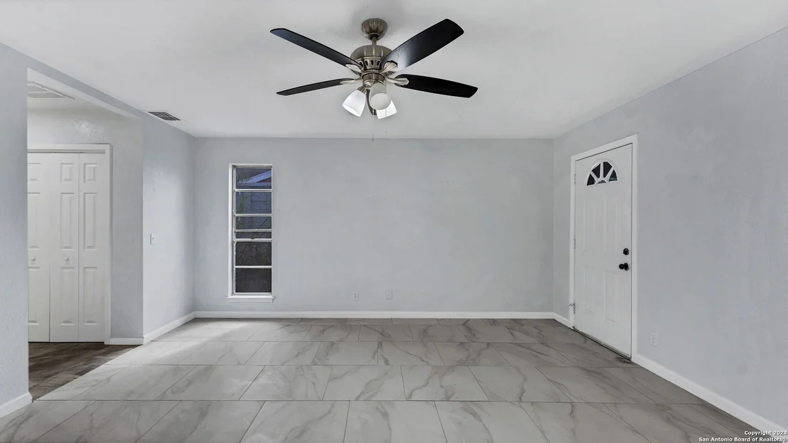 Photo of 350 FENWICK DR