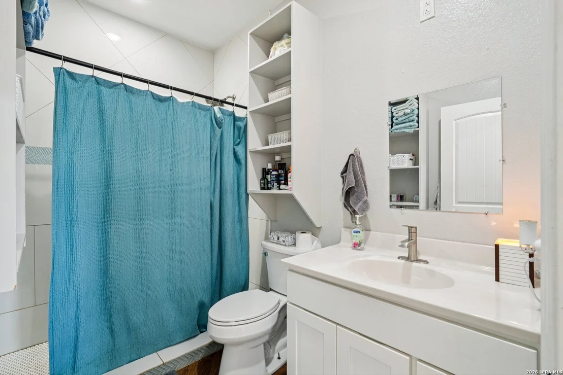 Photo of 325 Las Palomas