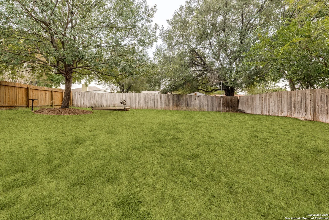 Photo of 4913 Crestwood