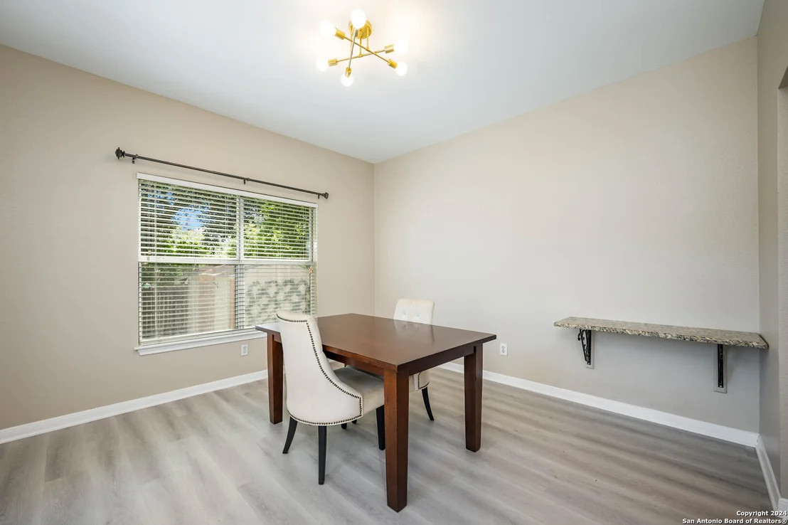 Photo of 13667 Bridgeview