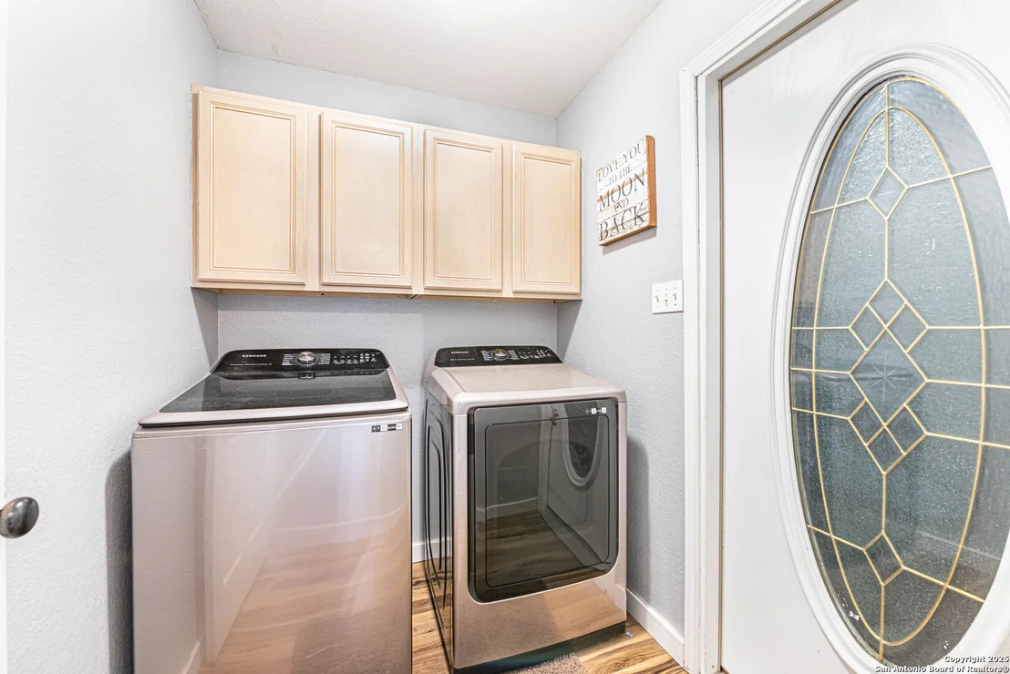 Photo of 433 Bear Gardens