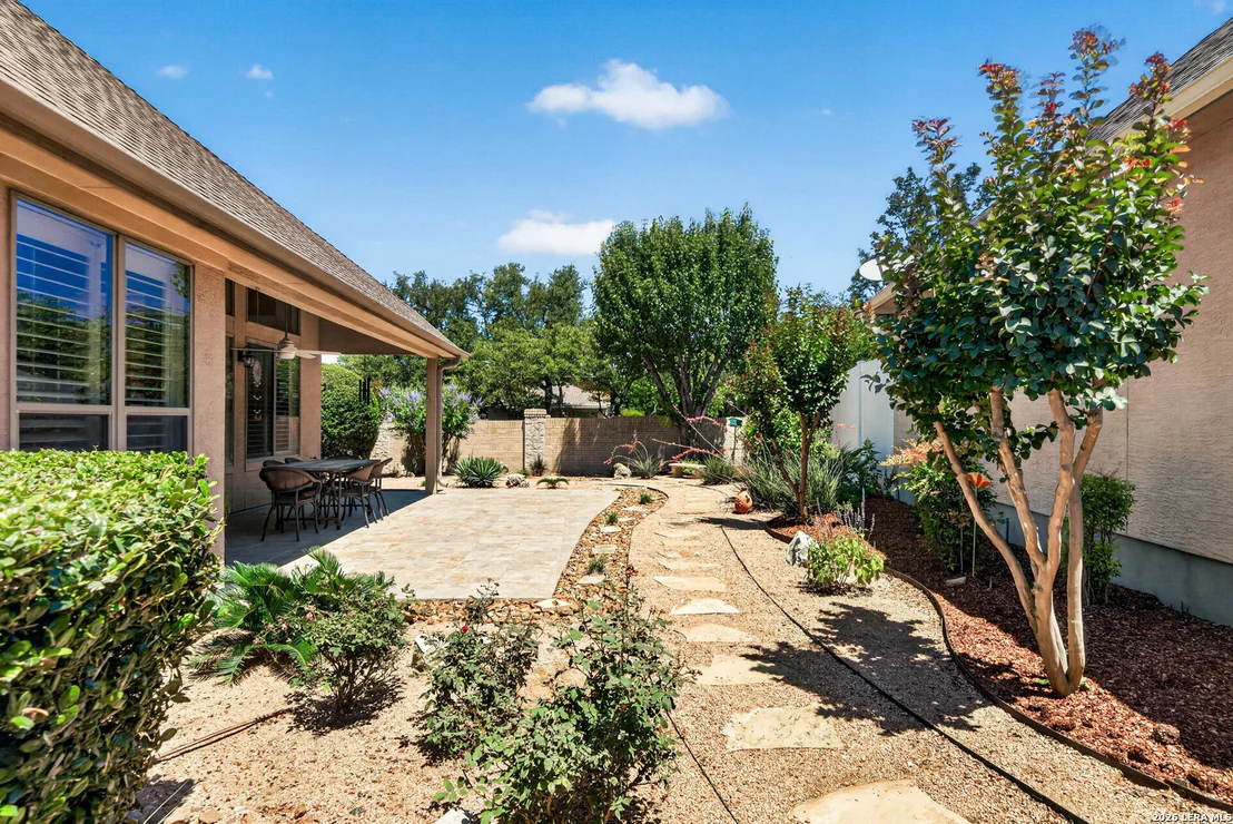 Photo of 239 Garden Hl