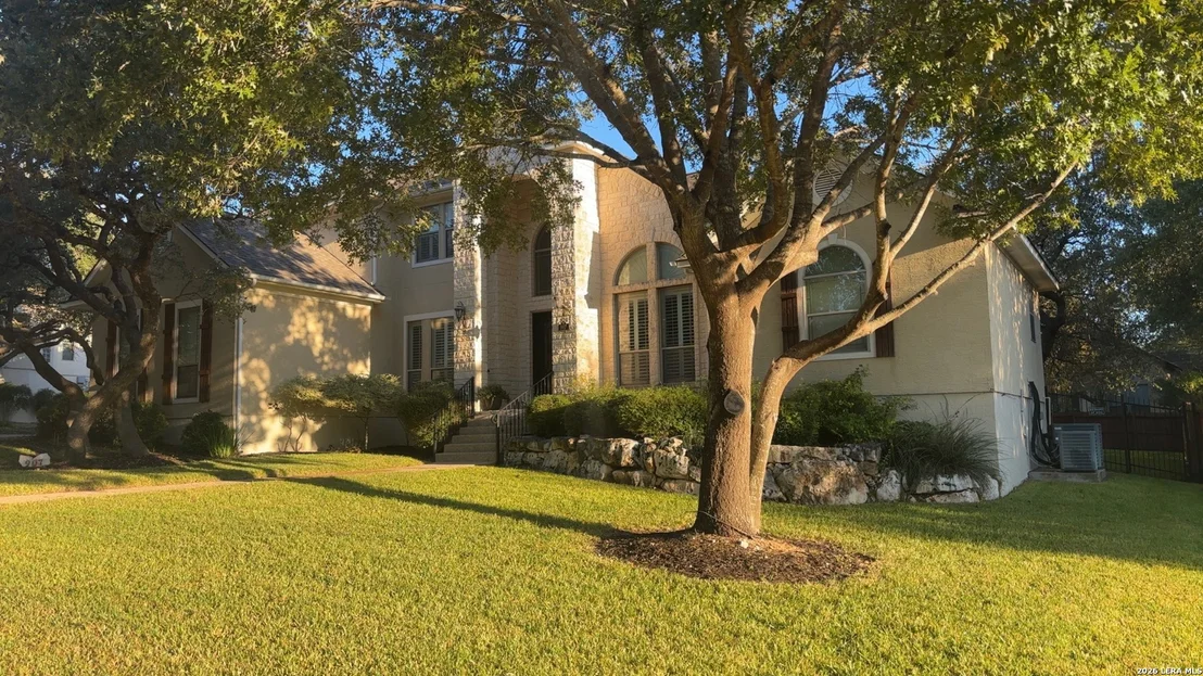 Photo of 907 SABAL RDG