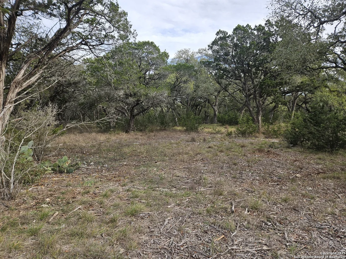 Photo of 5692 COMAL VISTA