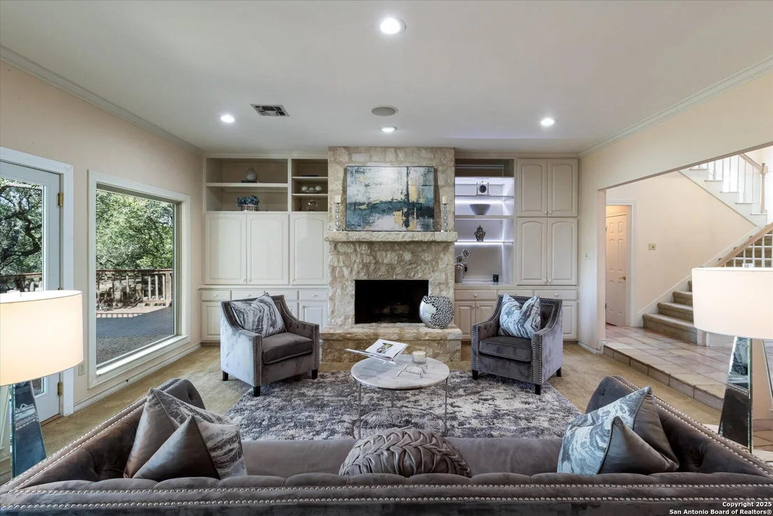Photo of 2663 Rim Oak