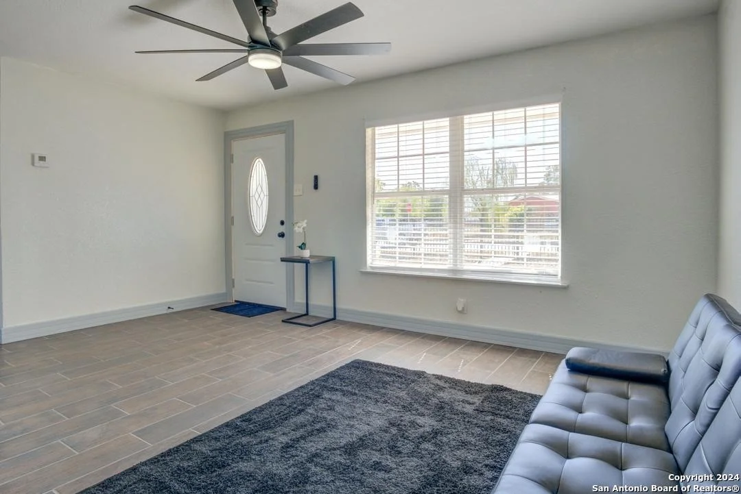 Photo of 303 DEMYA DR