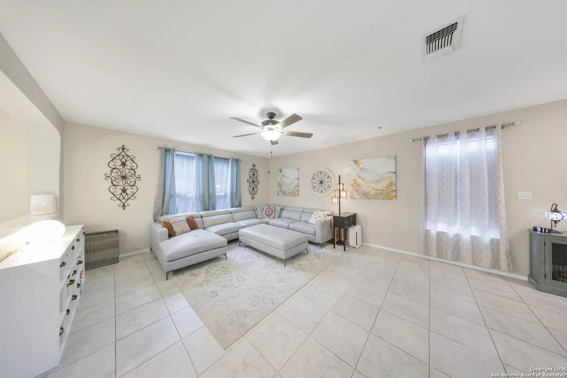 Photo of 302 Pleasanton Heights