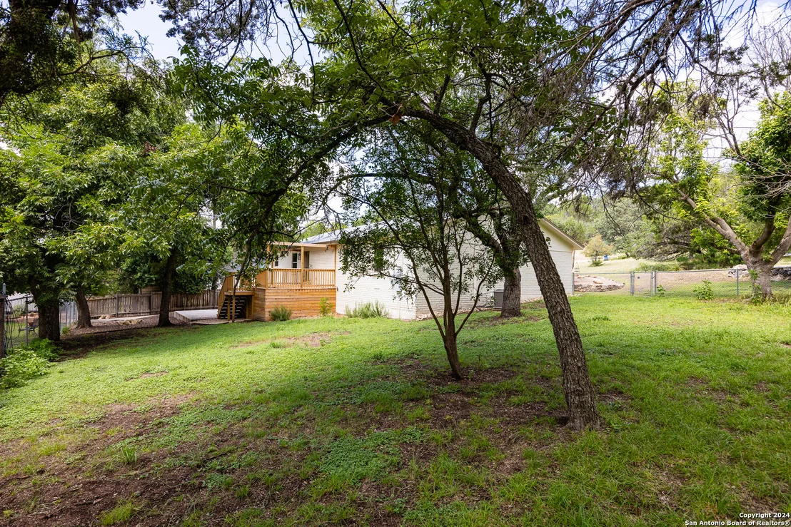 Photo of 1903 Danielle Dr