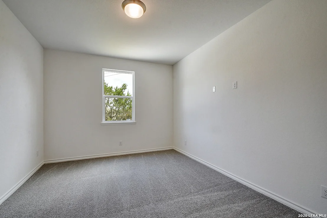 Photo of 352 Caveside Drive
