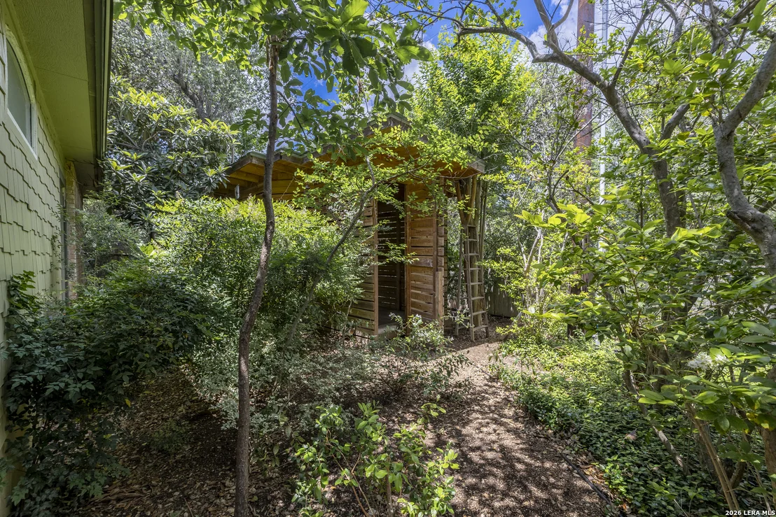 Photo of 2039 Thicket Trail Dr