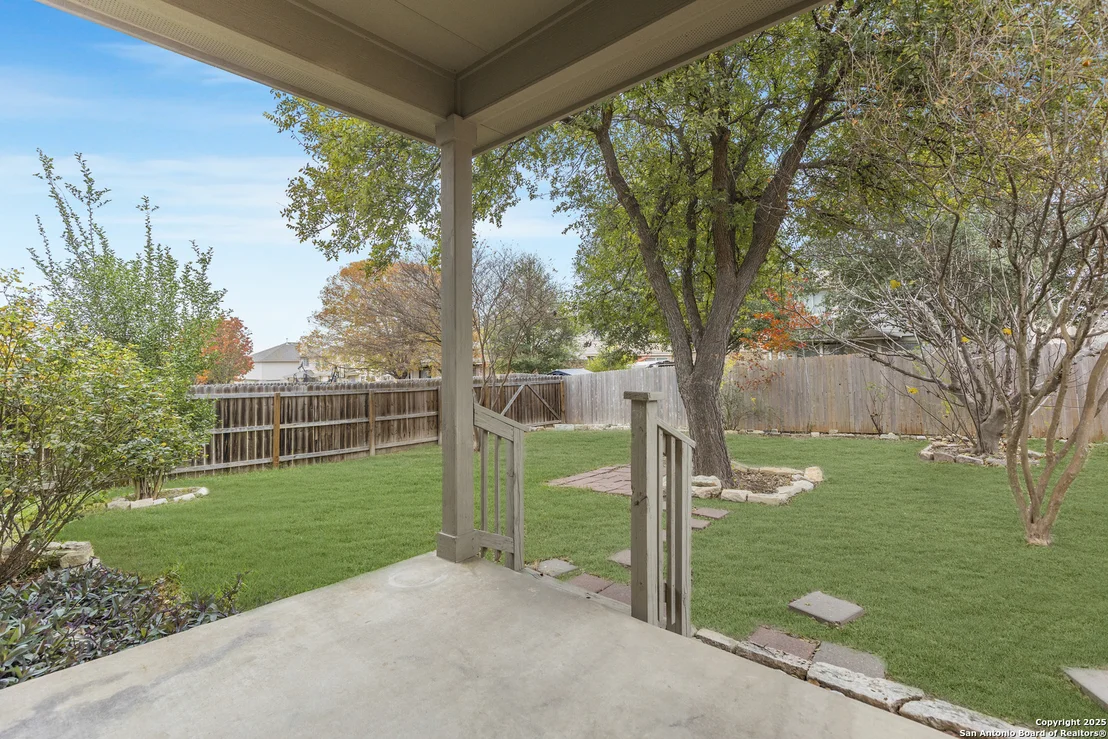 Photo of 6106 BRISCOE LEAF