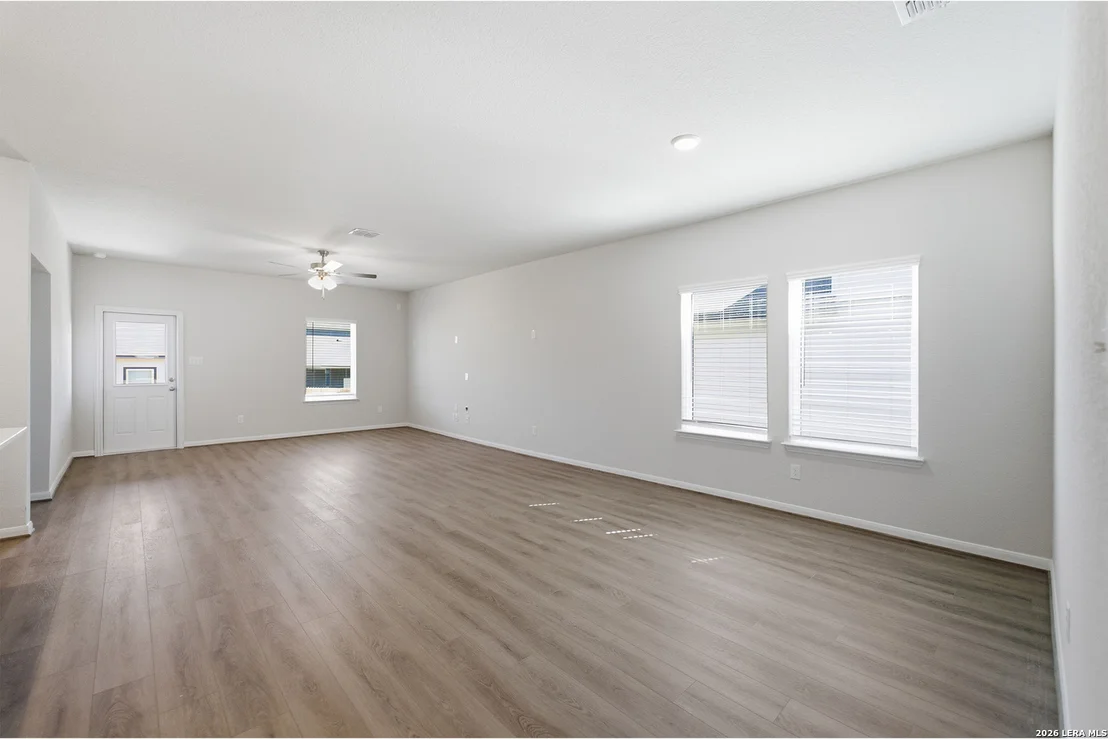 Photo of 2906 Tengyc Bow