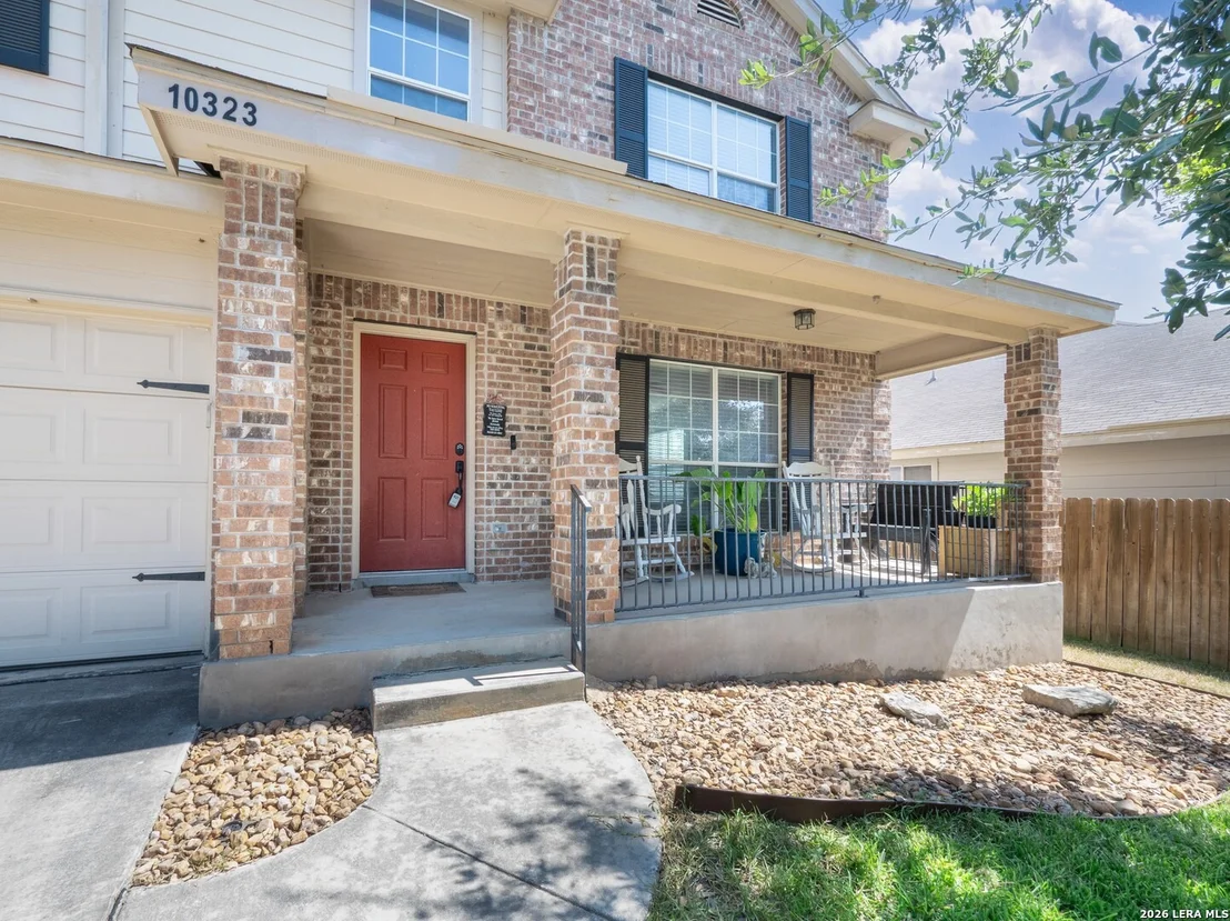 Photo of 10323 Briar Rose
