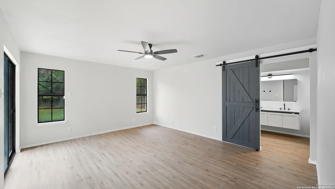 Photo of 1738 Mountjoy