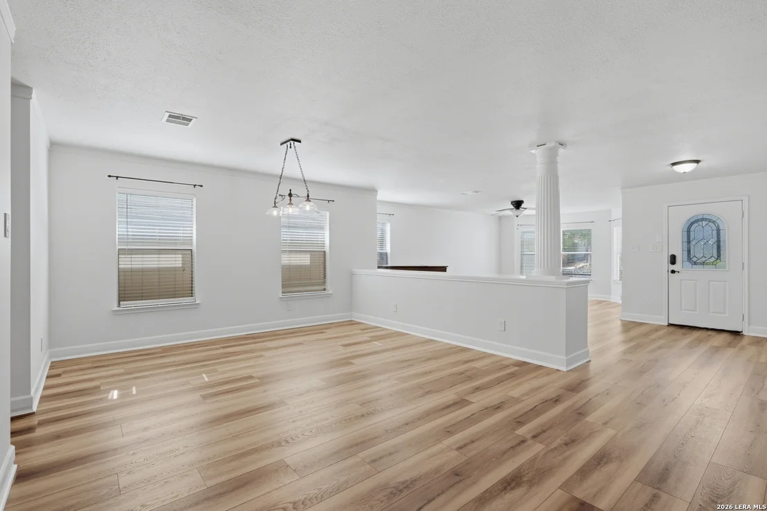 Photo of 1527 Jasmine Dr