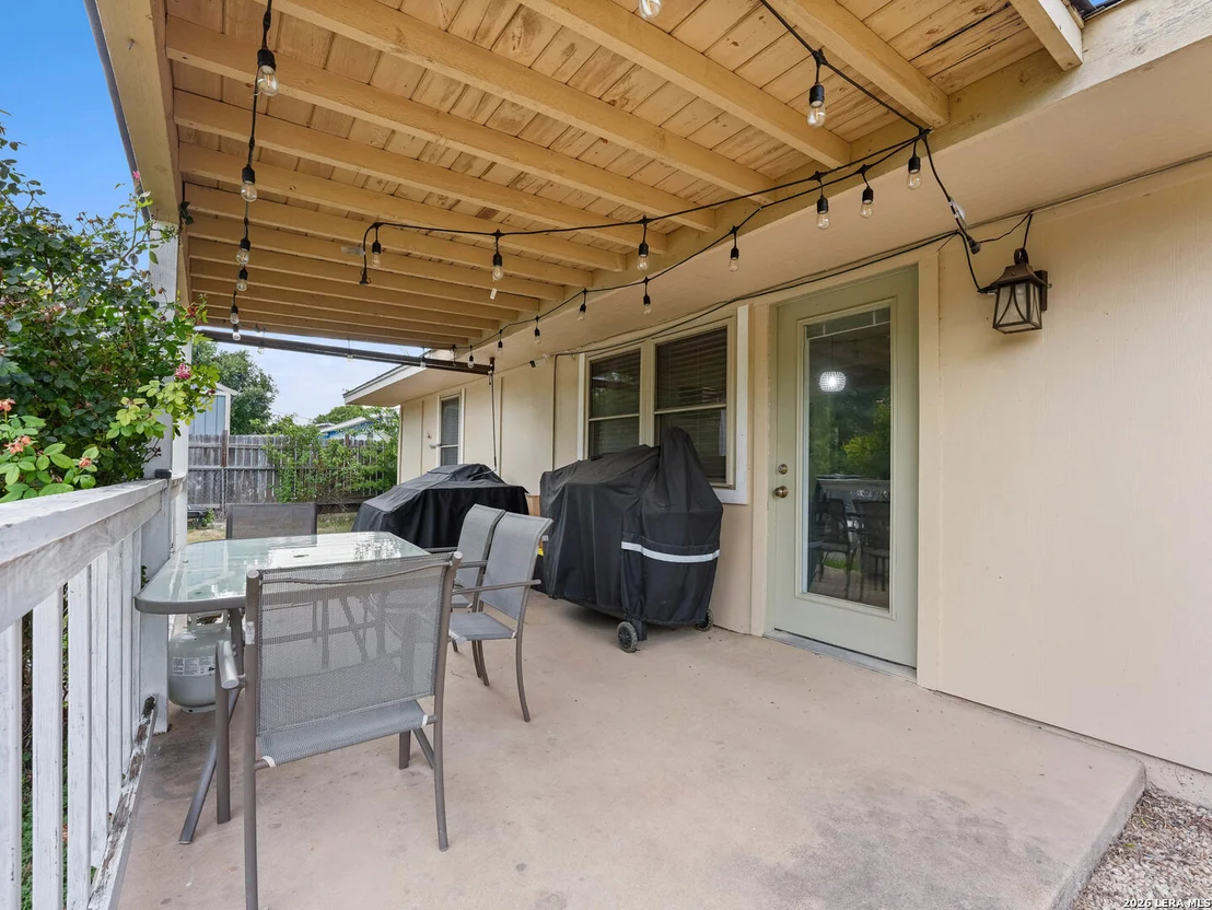 Photo of 118 CYPRESS FALLS DR