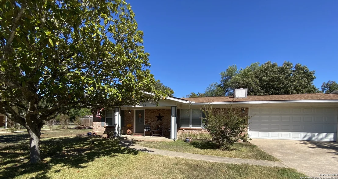 Photo of 119 Laurel Way