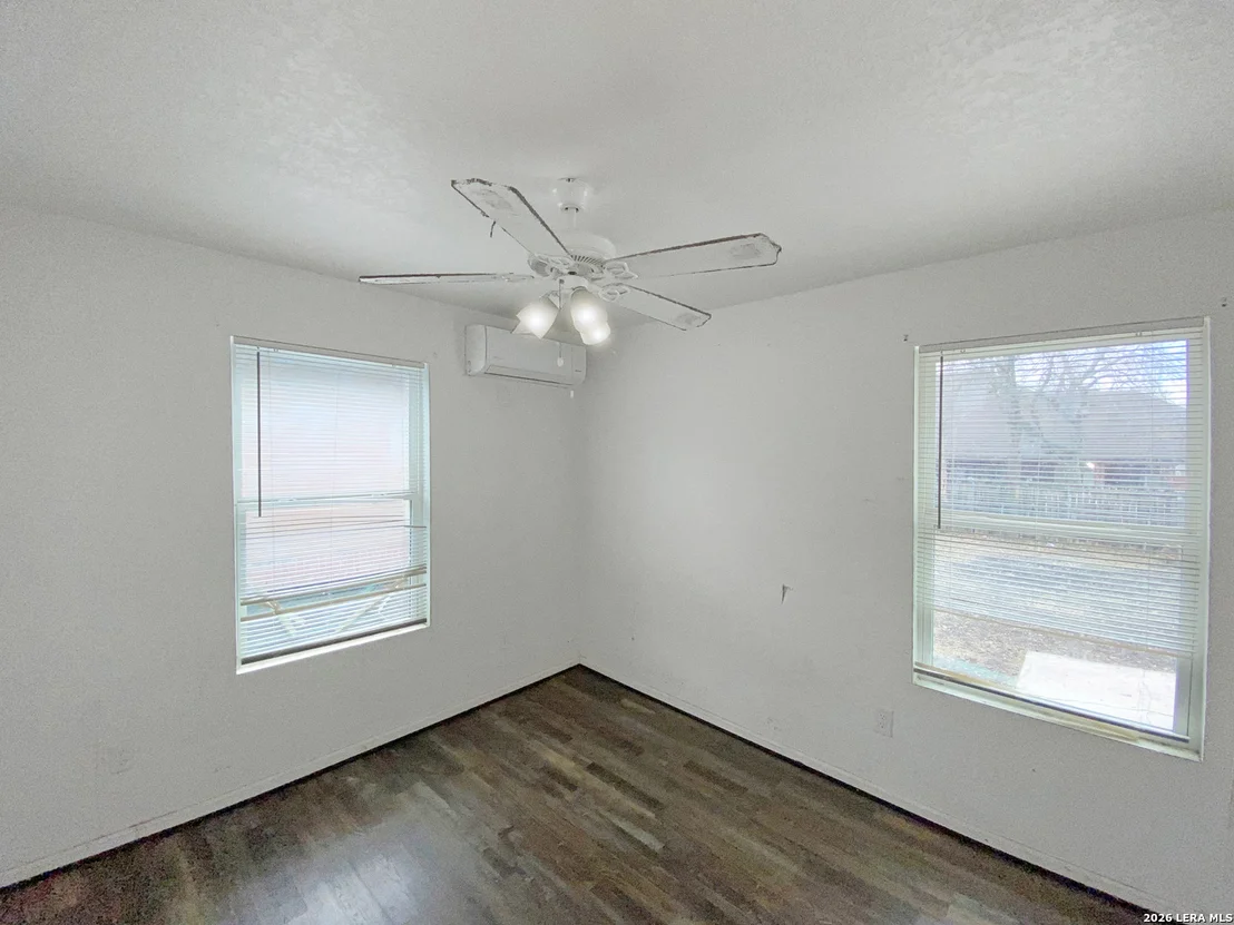 Photo of 206 Plainview