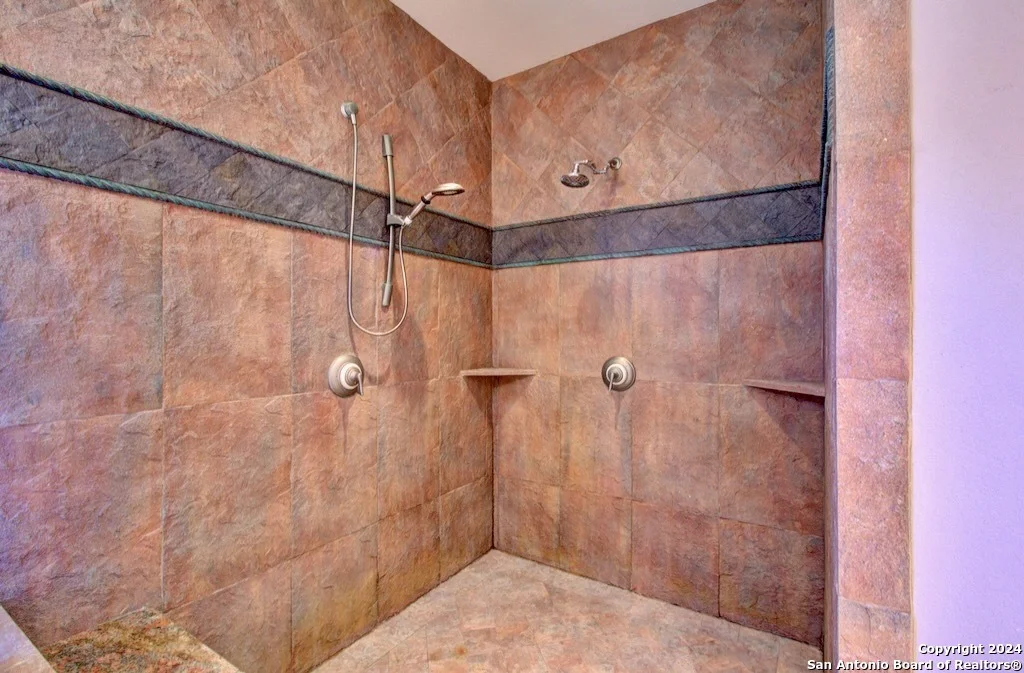 Photo of 555 CROOKED OAK DR