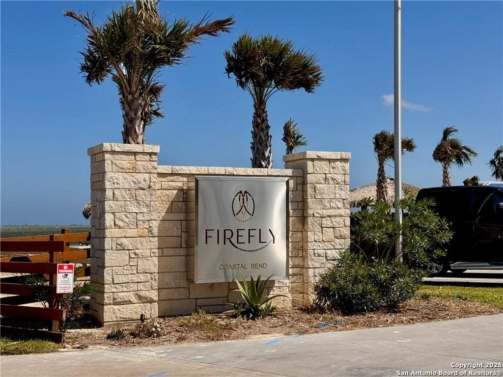 Photo of 101 Caribbean Dr Unit 6
