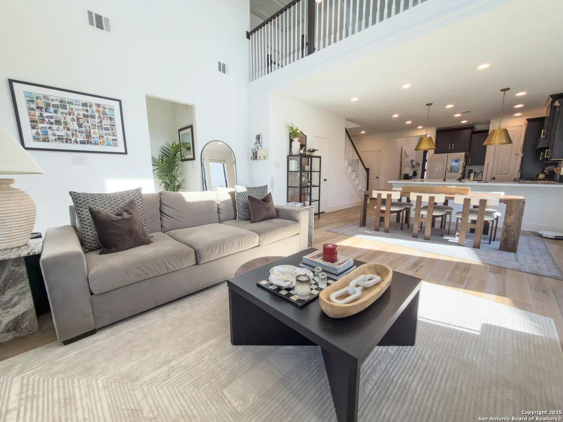 Photo of 416 Kimble Creek