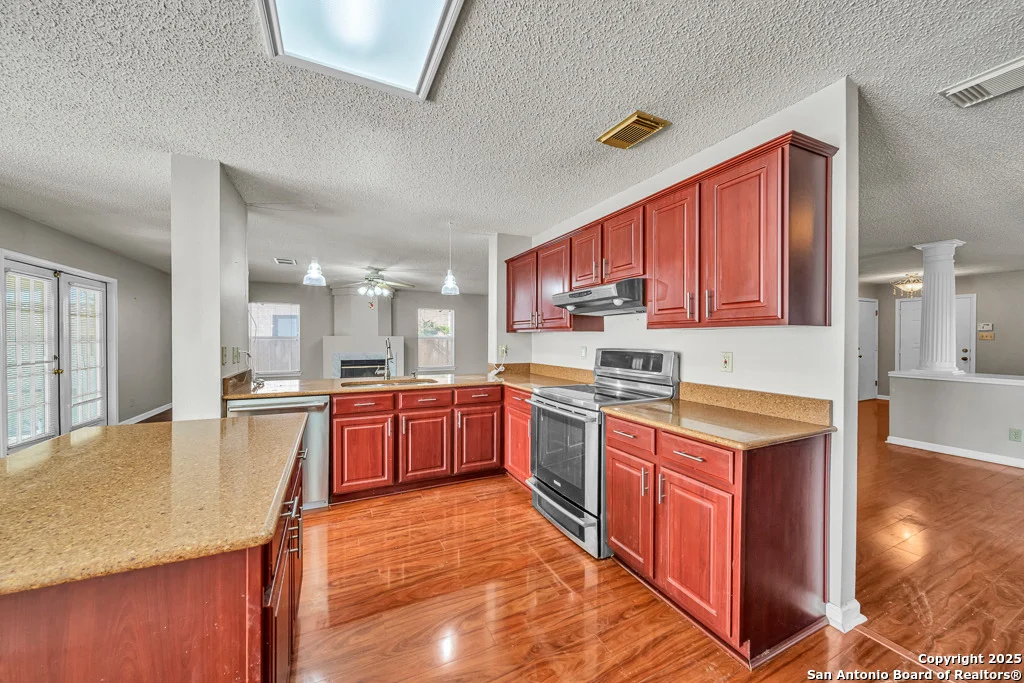 Photo of 7910 Dover Glade