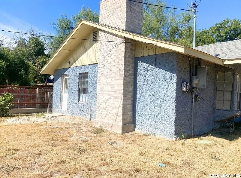 Photo of 402 RAMON ST